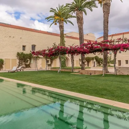 Convento Bernardas Charming - *